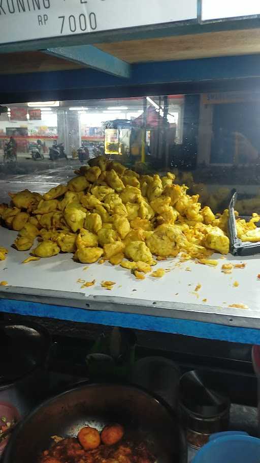 Nasi Kuning Ibu Sana/Bisana 4