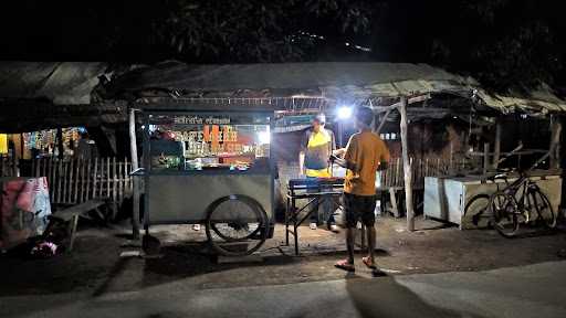 Sate Ayam Makam Balong 4