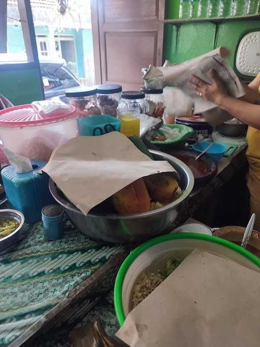 Warung Pecel Semanggi 9