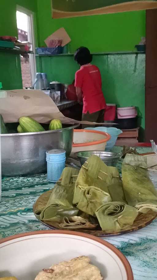 Warung Pecel Semanggi 2