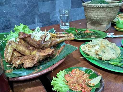 Ayam Goreng Bugisan Yogyakarta 7