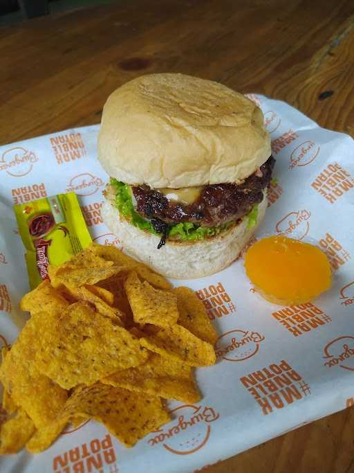 Burger Burgerax Cabang Patangpuluhan 10