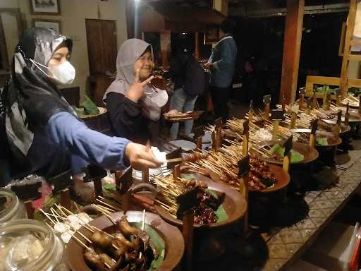 Warung Klangenan 9