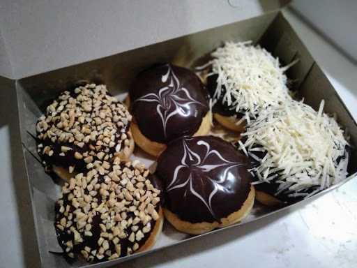 Outlet Jk Donuts 4