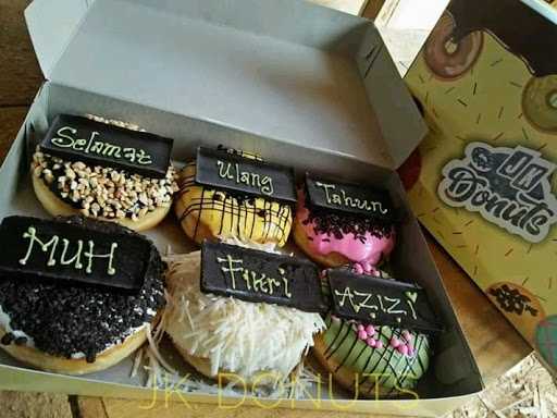 Outlet Jk Donuts 9