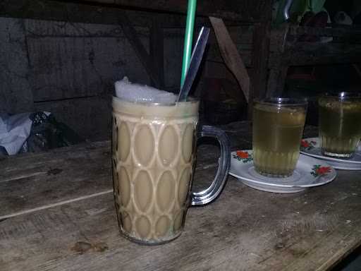 Warung Kopi Dhe Yen Kalirejo 1