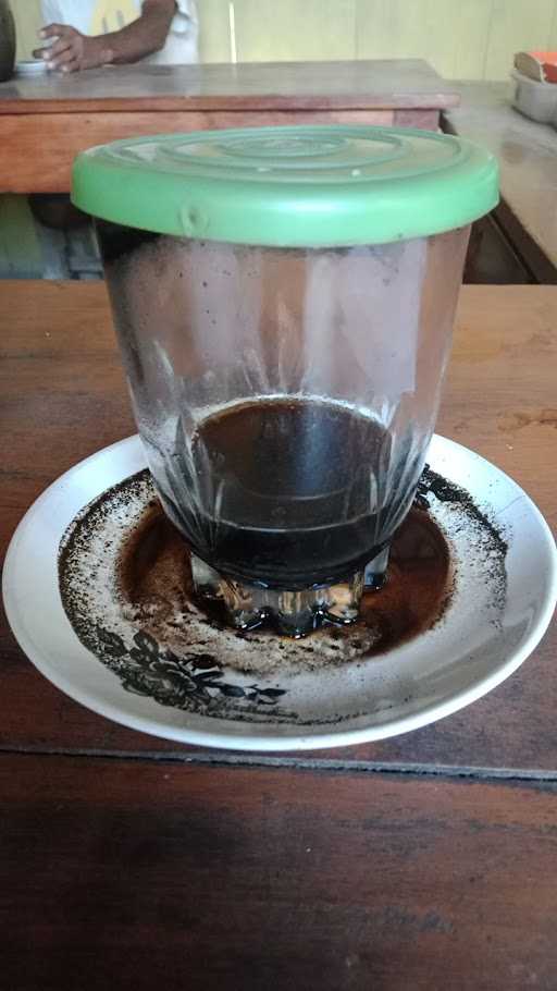 Warung Kopi Mbah Mukini 4