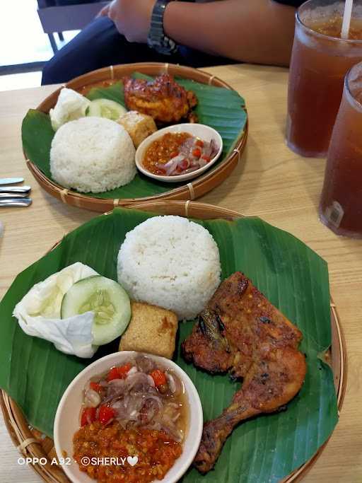 Ayam Bakar Klaska Cabang Wiyung 8