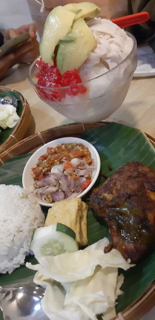 Ayam Bakar Klaska Cabang Wiyung 3