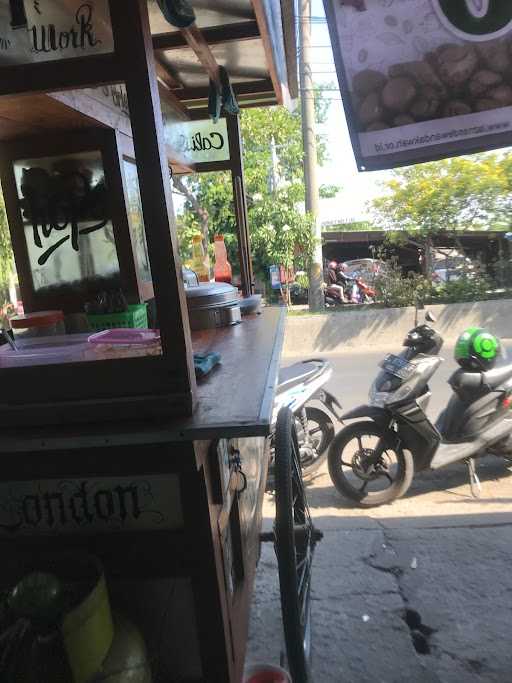 Bakso Mancanegara 9