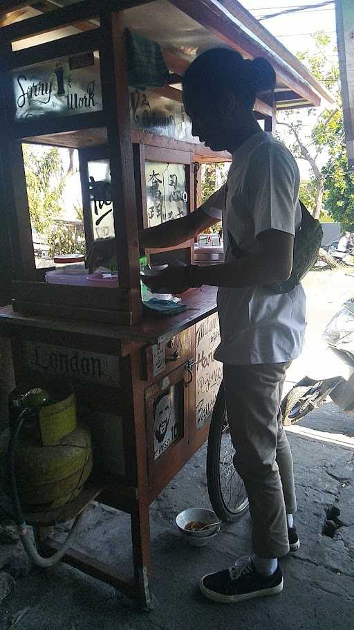 Bakso Mancanegara 8