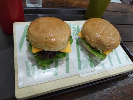 Burger Bangor Wiyung 7