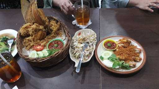 Mbok Jo Ayam Penyet 10