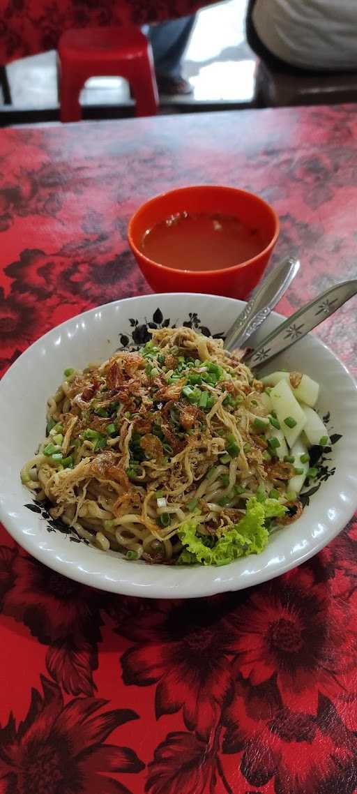 Mie Pangsit Telkom Dinoyo 3