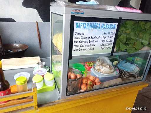 Nasi & Mie Goreng Seafood Pak Mario 5