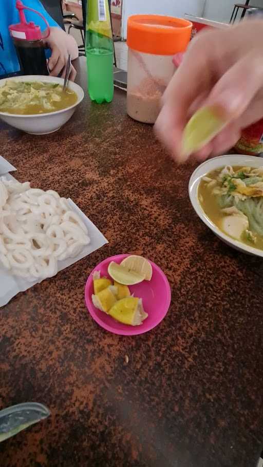 Soto Ayam Lamongan Cak Har Wiyung 6