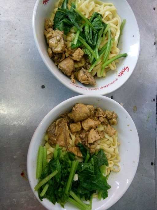 Bakso & Mie Ayam Mbak Ayus 1