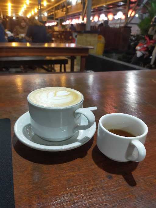 Cangkir Coffee 3