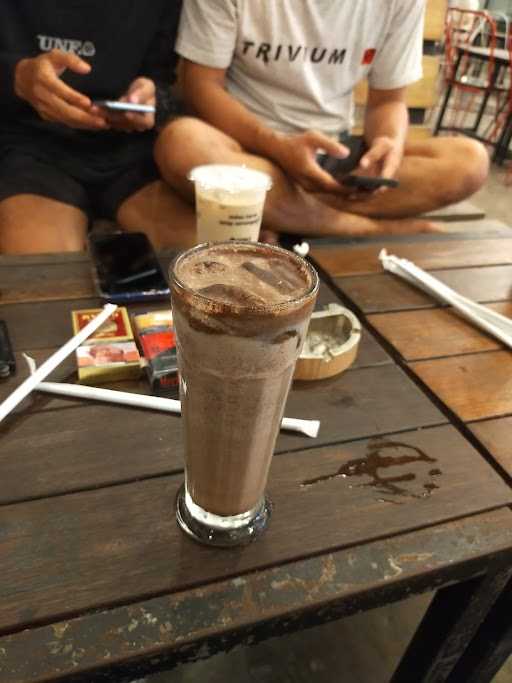 Kopisae Margorejo | Cafe Kekinian Dan Resto Surabaya Pusat 4