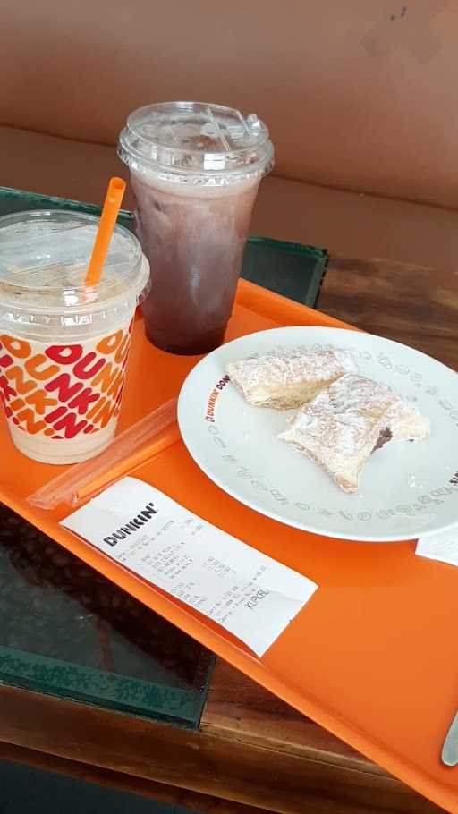 Dunkin' Donuts 7