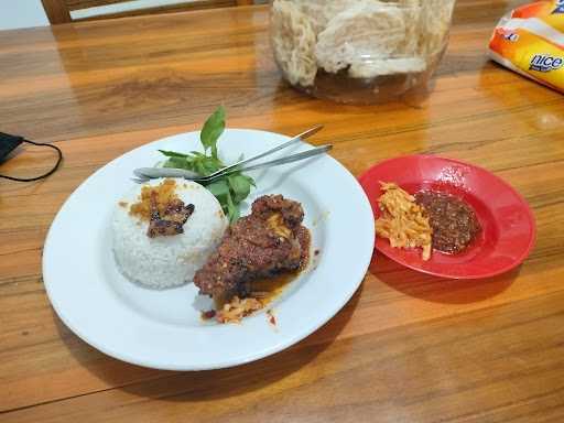 Bebek Hitam, Ayam Hitam, & Seblak Dkwek, Wonocolo 3