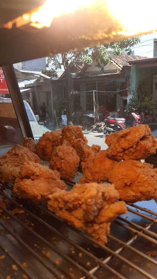 Hisana Fried Chicken 1