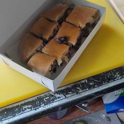 Martabak Terang Bulan Mak Uncu 2