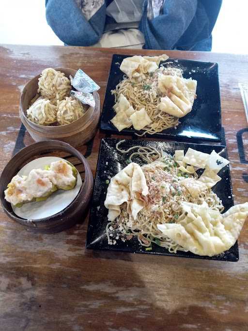 Mie Gacoan - Margorejo Surabaya 8