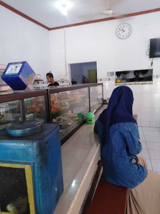 Warung Makan Tegal 4