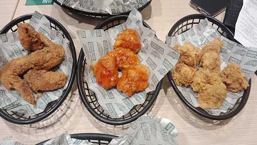 Wingstop - Jemursari 6