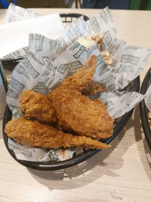 Wingstop - Jemursari 8