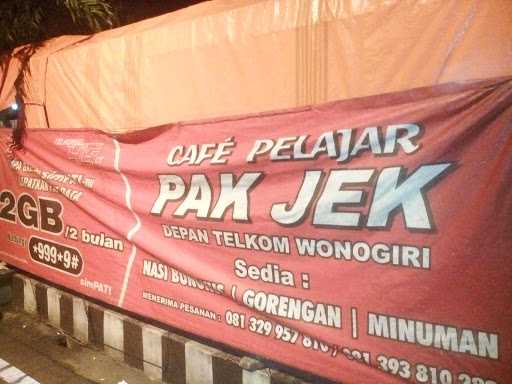 Cafe Pelajar Depan Telkom 7