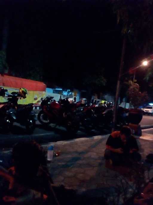 Cafe Pelajar Depan Telkom 6