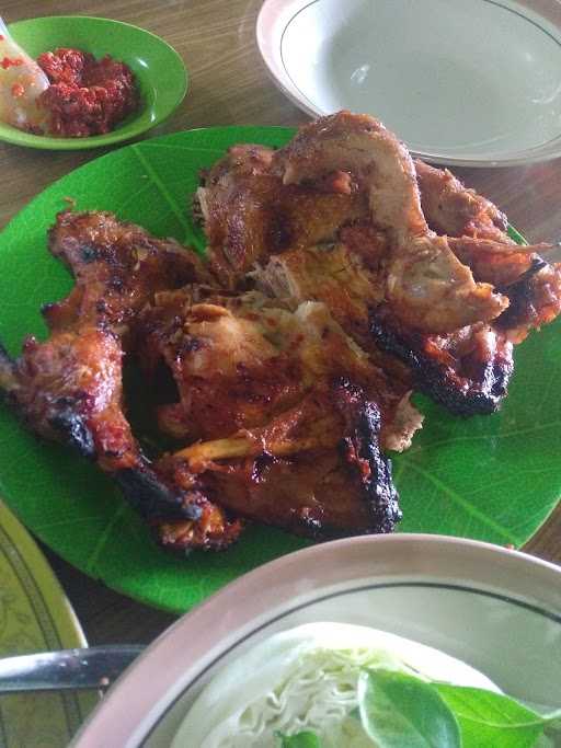 Ayam Panggang Putra Dami 2