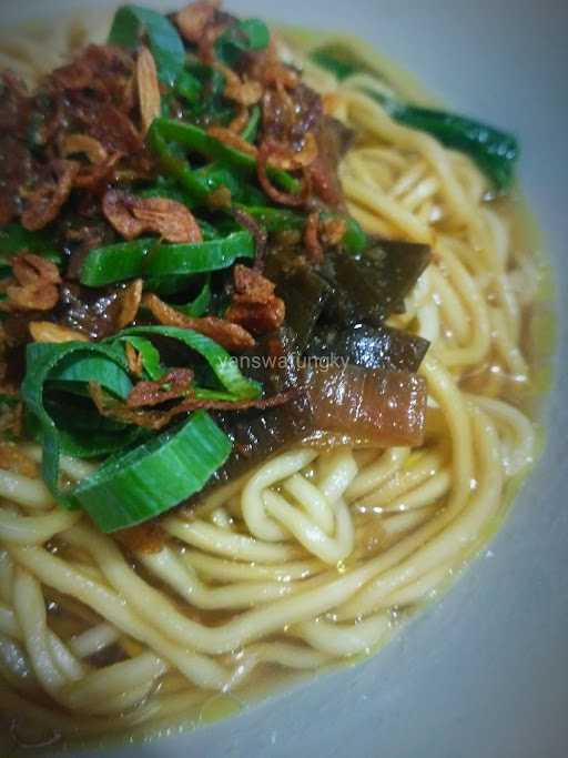 Mie Ayam & Bakso Novenda 8