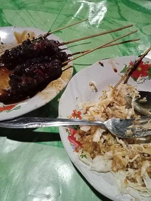 Sate Kambing Pak Yon 1