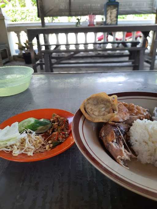 Soto Dan Rawon Mbak Fika 1