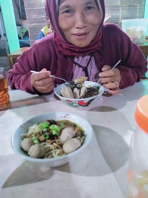 Warung Bakso Mie Ayam Eco'Ne 9