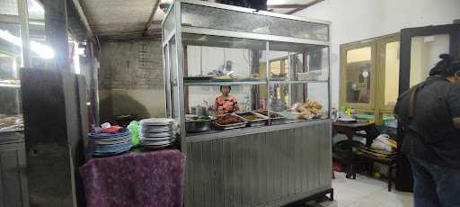 Warung Bu Anik 10