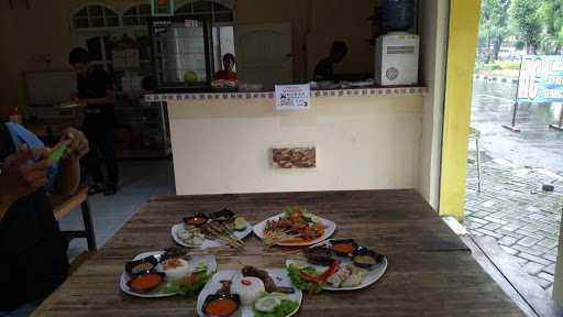 Kedai Kopi Al-Hikmah 10