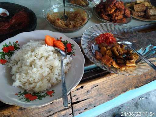 Warung Mbak Marlik 4