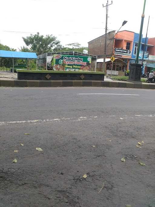 Nasi Gudeg & Ayam Goreng Wong Ndeso 3