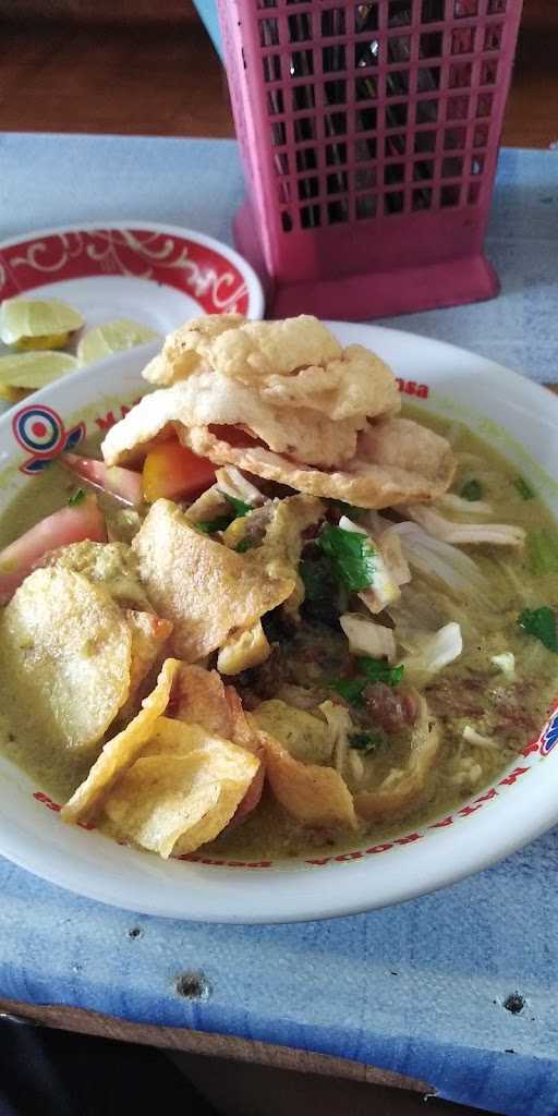 Lesehan Soto Betawi Warung Soto Bu Anik 2