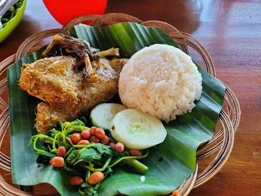 Rumah Makan Ayam Taliwang ꧋ꦫꦩꦩꦏꦤꦄꦪꦩꦠꦭꦮ 7