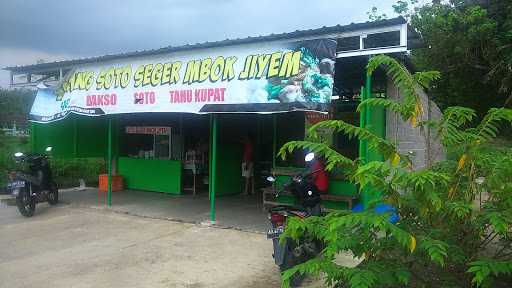 Warung Soto Mbok Jiyem 10