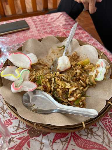 Rumah Makan Sunda Nandjung Wangi 3