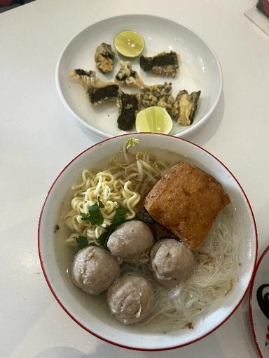 https://dgji3nicqfspr.cloudfront.net/BABAKAN_MADANG/Restaurant/Bakso_Nori/Reviews/thumbnail/file_1713273527980.jpg