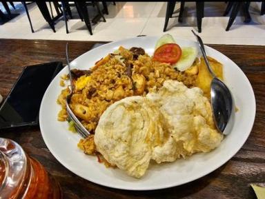 https://dgji3nicqfspr.cloudfront.net/BEKASI_SELATAN/Cafe/Nominomi_Delight__Galaxy_Bekasi/Reviews/thumbnail/IMG_Review_1719054659234_compressed2546100116502488262-17DB4F1AF28F615A-thumb_1719054660140.jpg