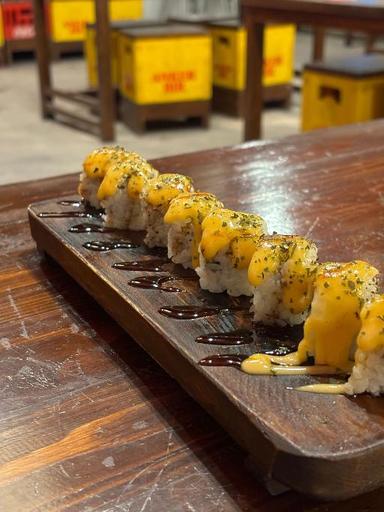 https://dgji3nicqfspr.cloudfront.net/BEKASI_SELATAN/Japanese_Restaurant/Warunk_Sushi_Bekasi/Reviews/thumbnail/file-17DE433C33565FDC-thumb_1719886033893.jpg