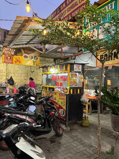 https://dgji3nicqfspr.cloudfront.net/BEKASI_SELATAN/Restaurant/Dapoer_Pakde_Bintang/Reviews/thumbnail/uploadsuploads-thumb_1715425293029.jpg